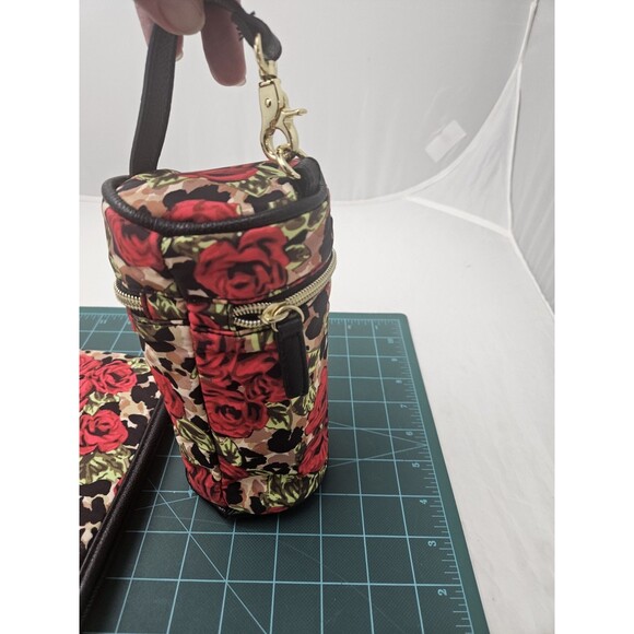 Betsy Johnson Travel Diaper Changing Pad Roses Tri Fold w/ Insulated Bottle Bag - Picture 7 of 11